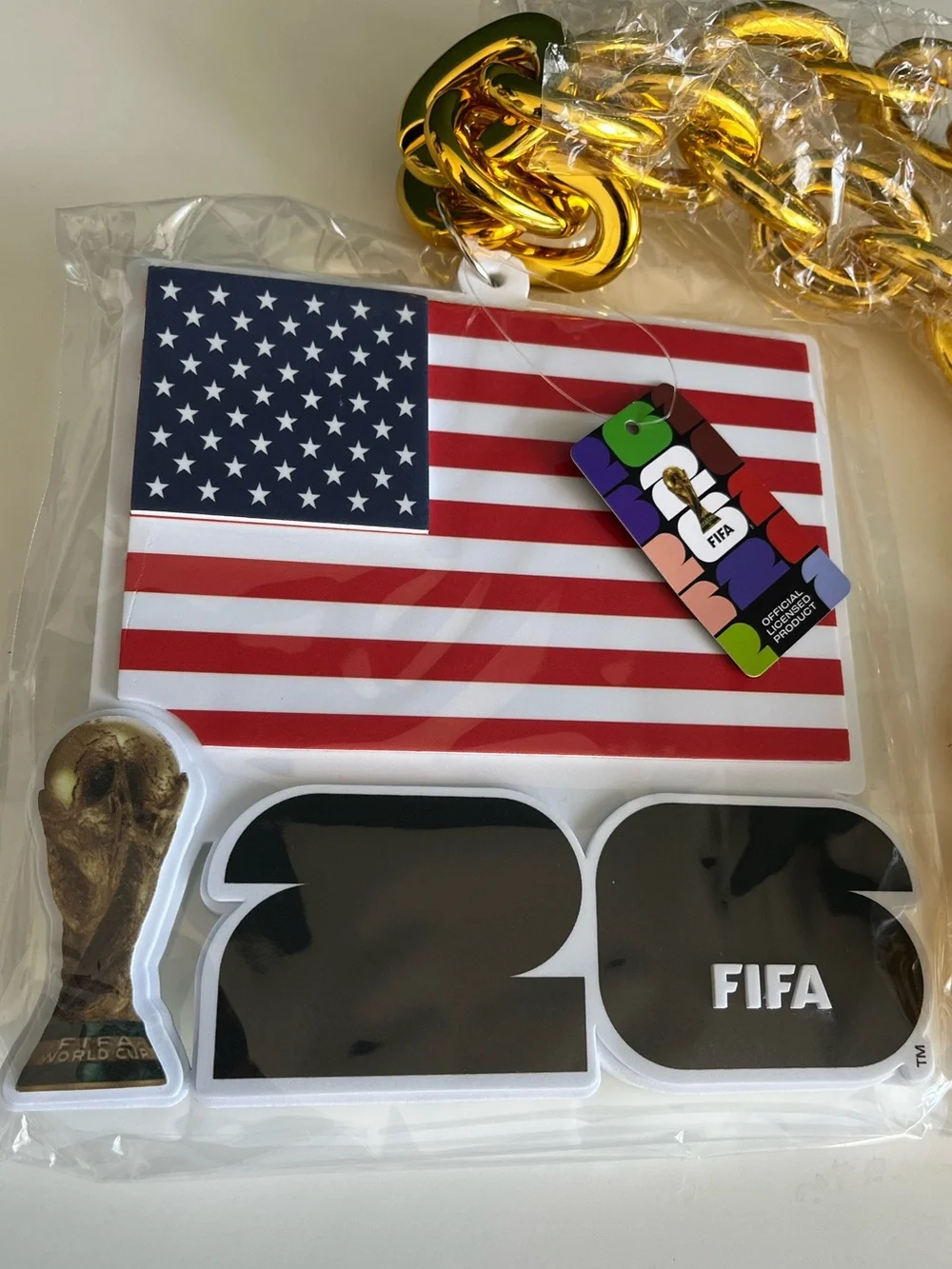FIFA World Cup 2026 USA Foam Flag Chain Trophyman Necklace NWT Soccer Football